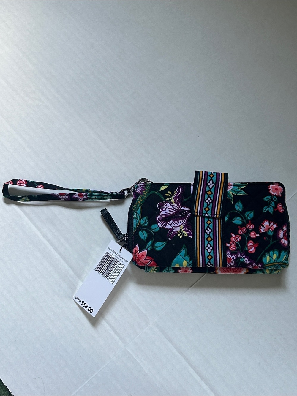NWT Vera Bradley iconic RFID combo wristlet vibes floral